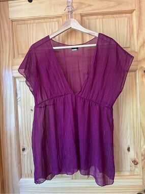 Vanity Sheer sparkly V-Neck Blouse in Deep Fuchsia size large